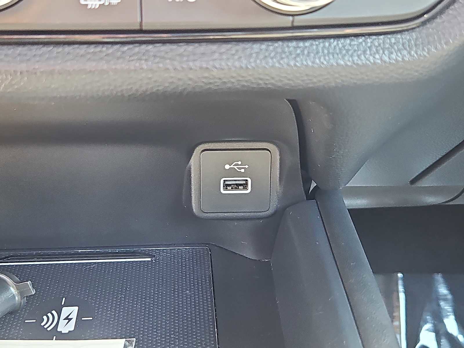 Used 2024 Honda HR-V EX-L image 17