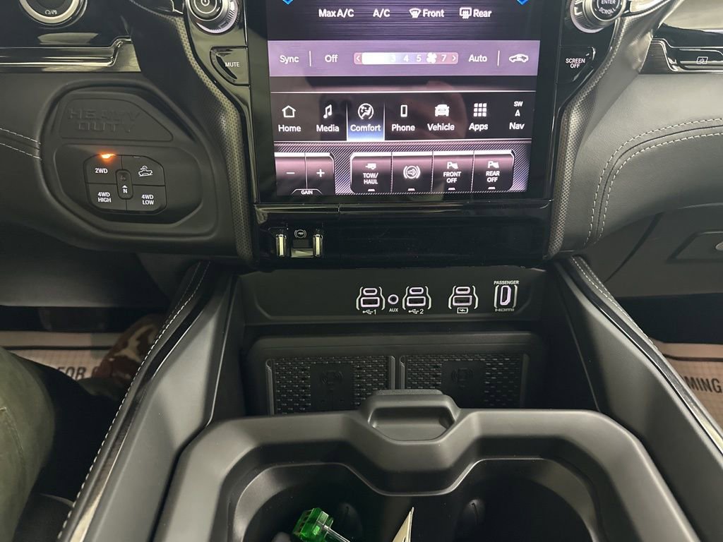 New 2026 RAM 2500 Limited AWD/4WD image 36