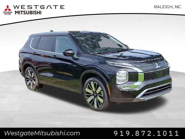 New 2025 Mitsubishi Outlander SE image 1