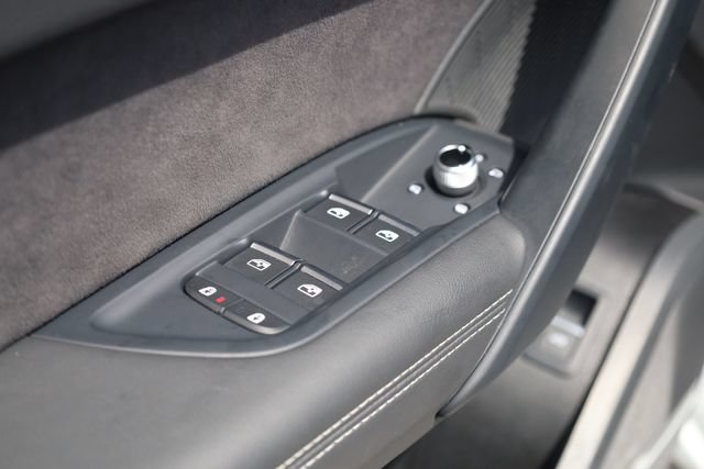 Used 2023 Audi SQ5 Prestige AWD/4WD image 18