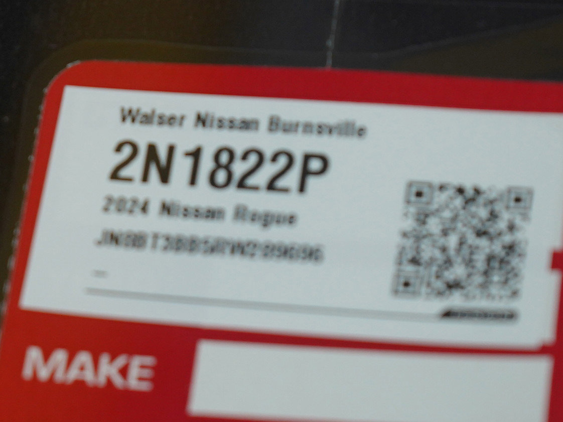 Used 2024 Nissan Rogue SV w/ SV Premium Package image 29