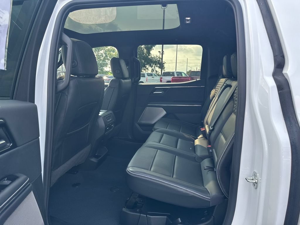 Used 2025 GMC Sierra EV Denali AWD/4WD image 14