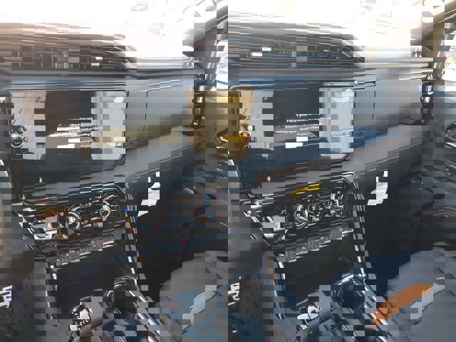 New 2026 GMC Sierra 1500 AT4 w/ Technology Package AWD/4WD image 29