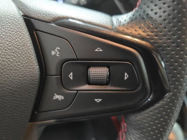 Used 2023 Chevrolet TrailBlazer RS w/ Convenience Package image 21