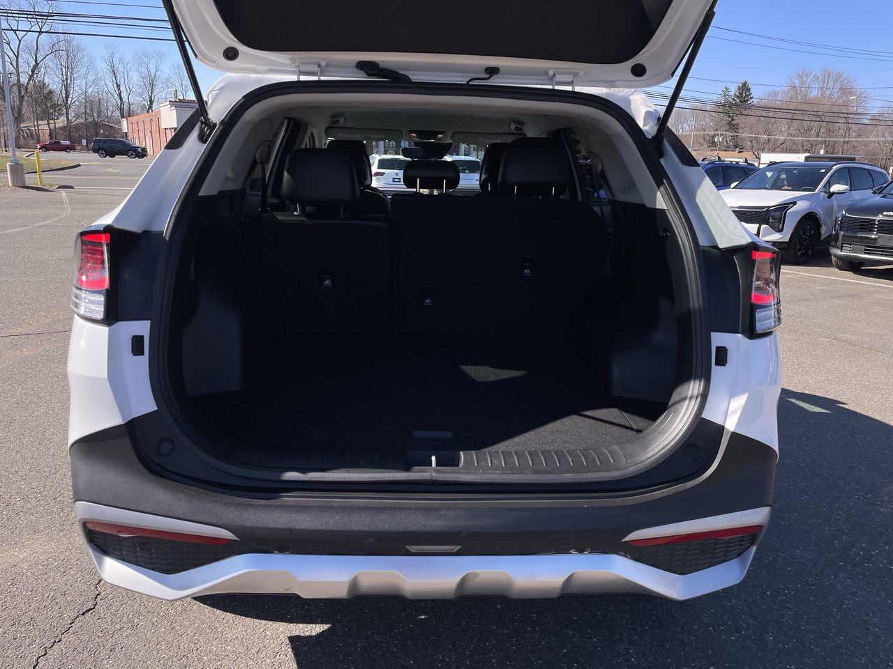 Certified 2023 Kia Sportage EX AWD/4WD image 11