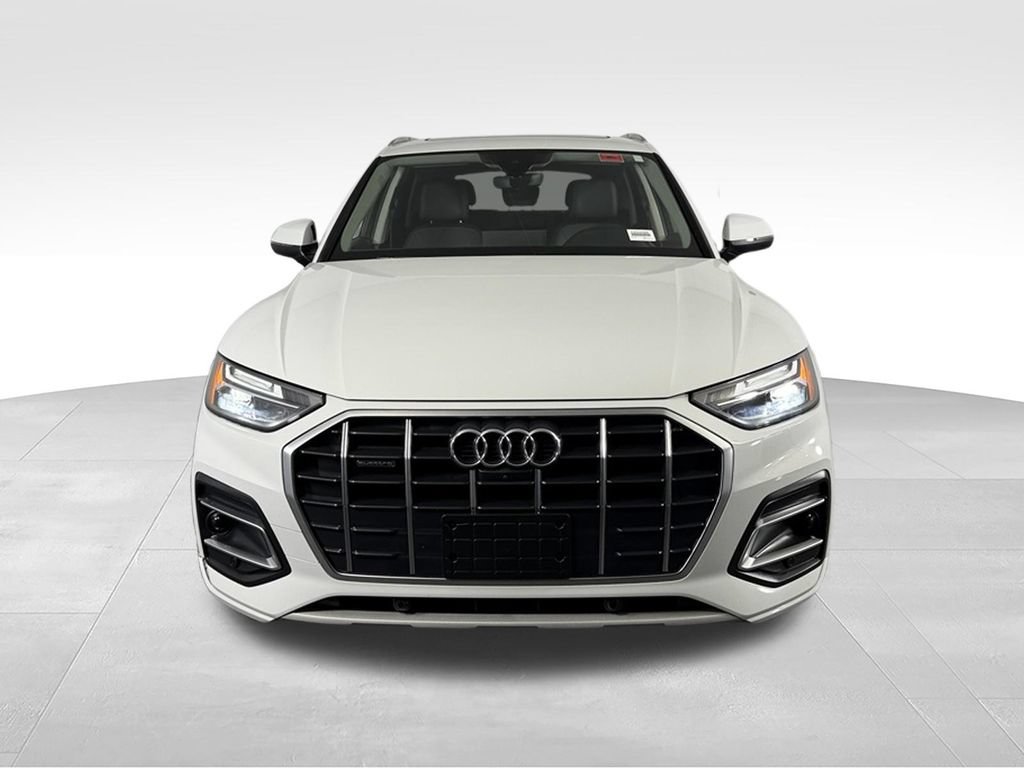 Used 2023 Audi Q5 2.0T Premium Plus w/ Premium Plus Package AWD/4WD image 10