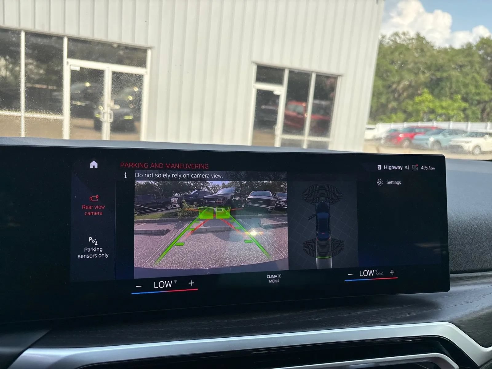 Used 2023 BMW i4 eDrive35 w/ Premium Package RWD image 24