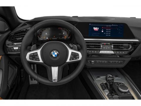 Used 2020 BMW Z4 M40i w/ Executive Package image 10