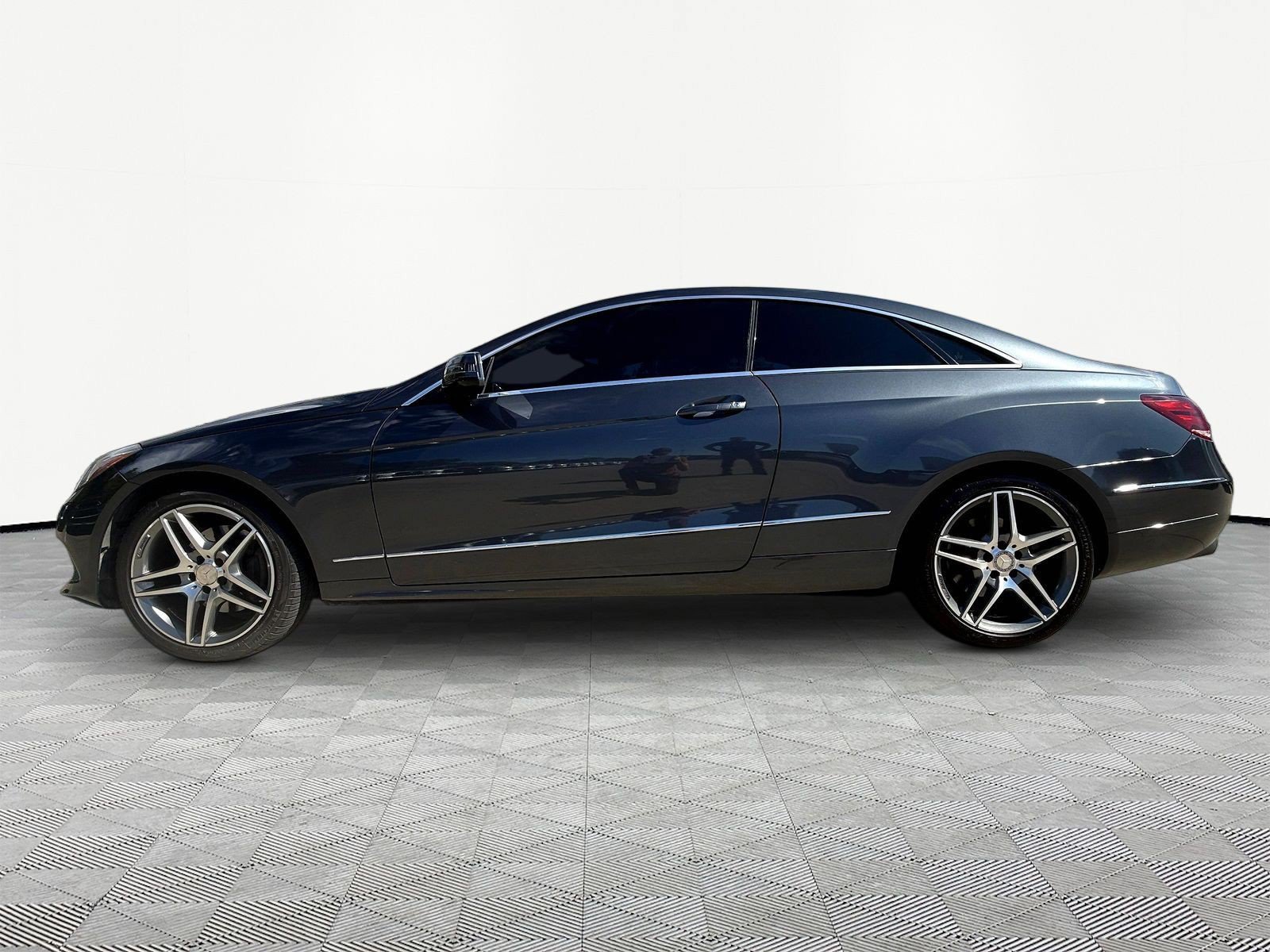 Used 2014 Mercedes-Benz E 350 Coupe image 8