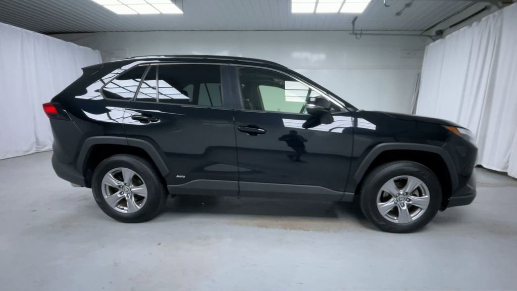 Certified 2023 Toyota RAV4 XLE image 25