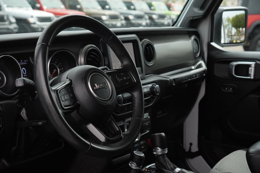 Certified 2022 Jeep Wrangler Sport AWD/4WD image 33