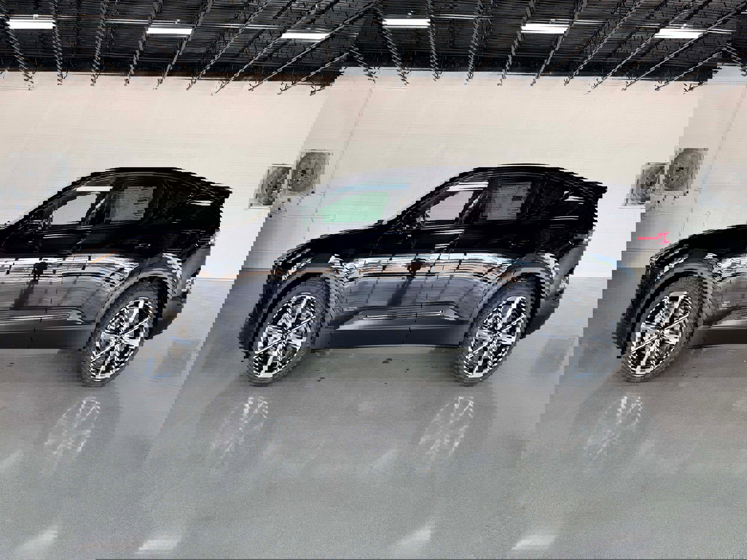 New 2025 Polestar Polestar 3 image 3