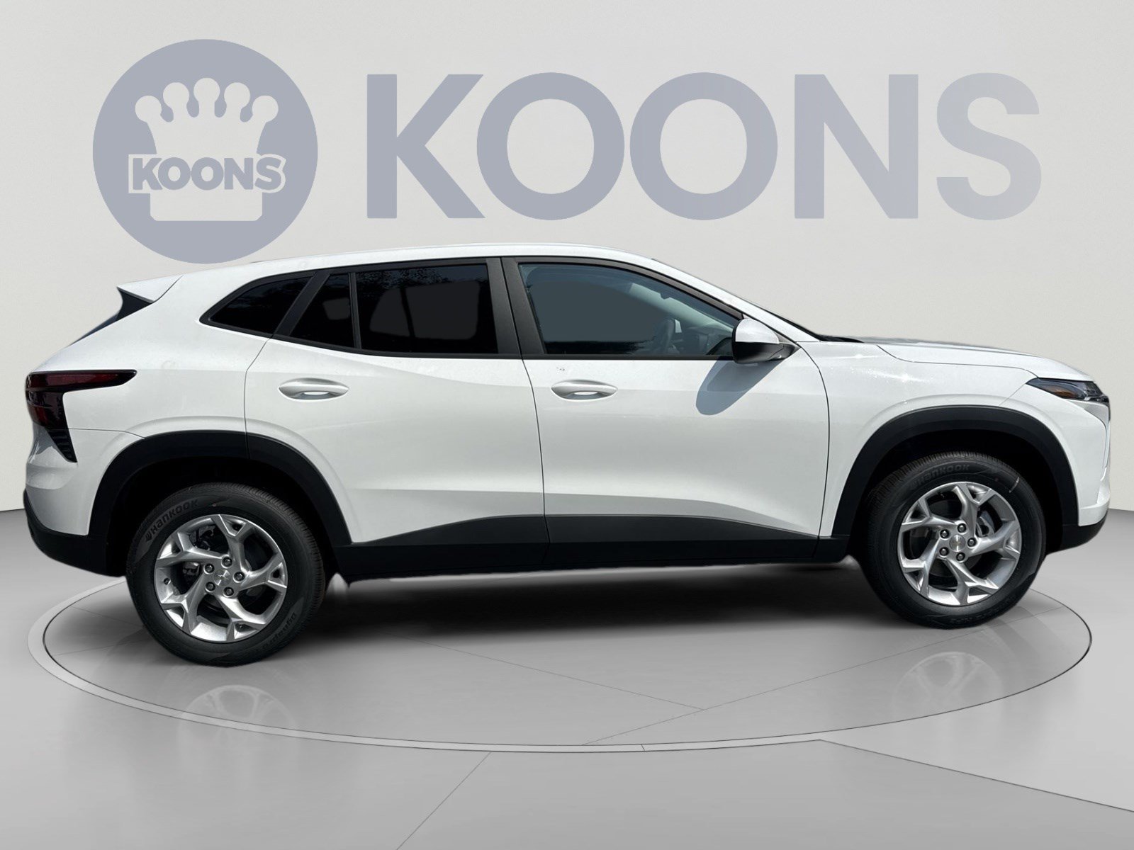 New 2026 Chevrolet Trax LS w/ LS Convenience Package FWD image 5