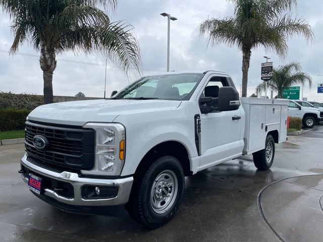New 2026 Ford F250 XL w/ XL Chrome Package