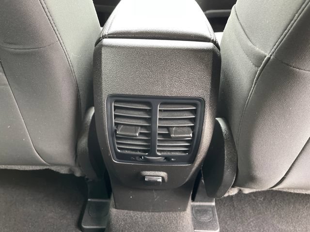 Used 2017 Ford Escape SE AWD/4WD image 30