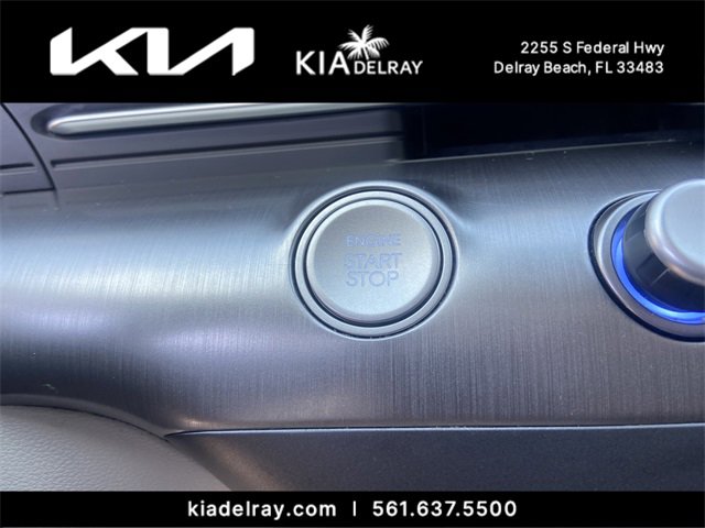 Used 2025 Hyundai Kona SEL image 22
