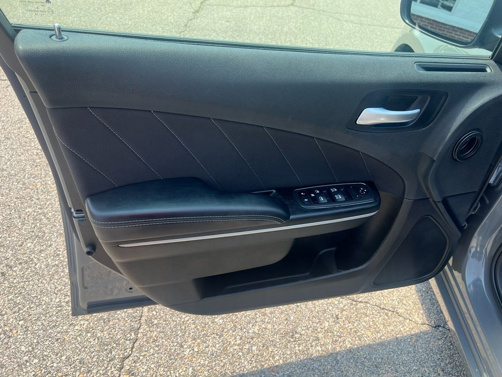 Used 2023 Dodge Charger SXT image 20
