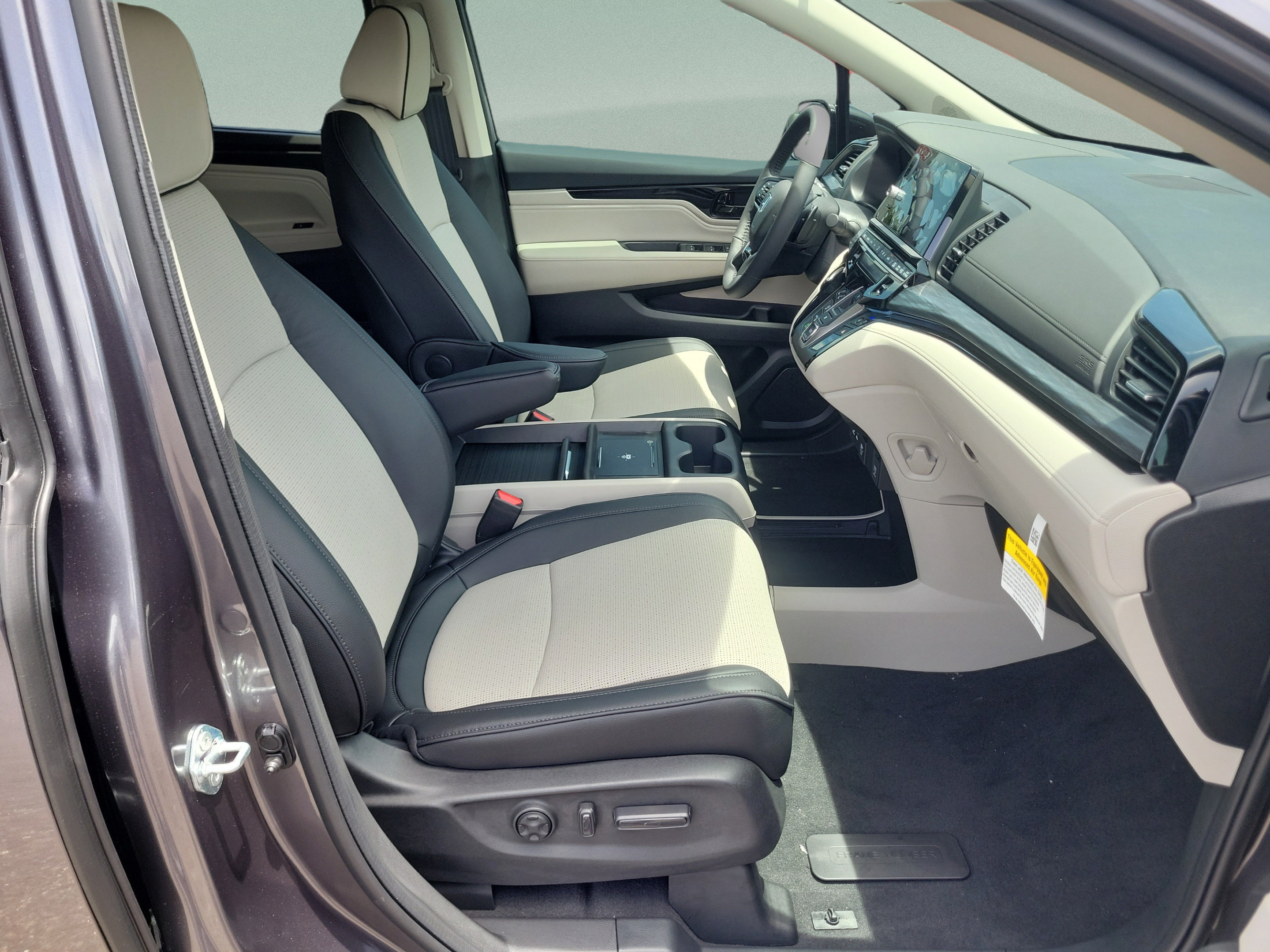 New 2026 Honda Odyssey Elite image 18