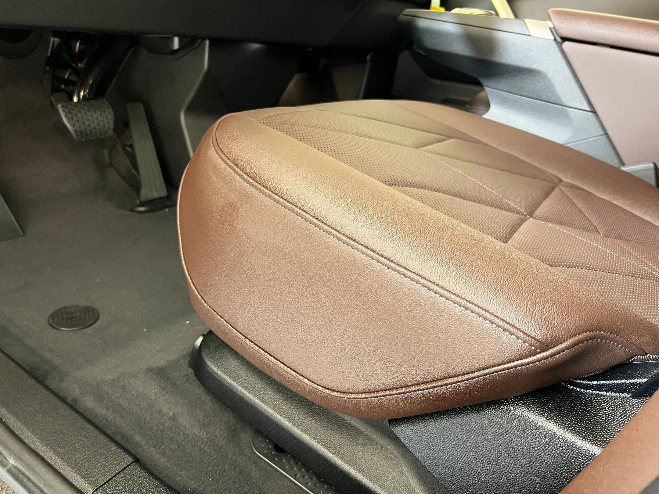 Used 2026 BMW iX xDrive45 AWD/4WD image 13
