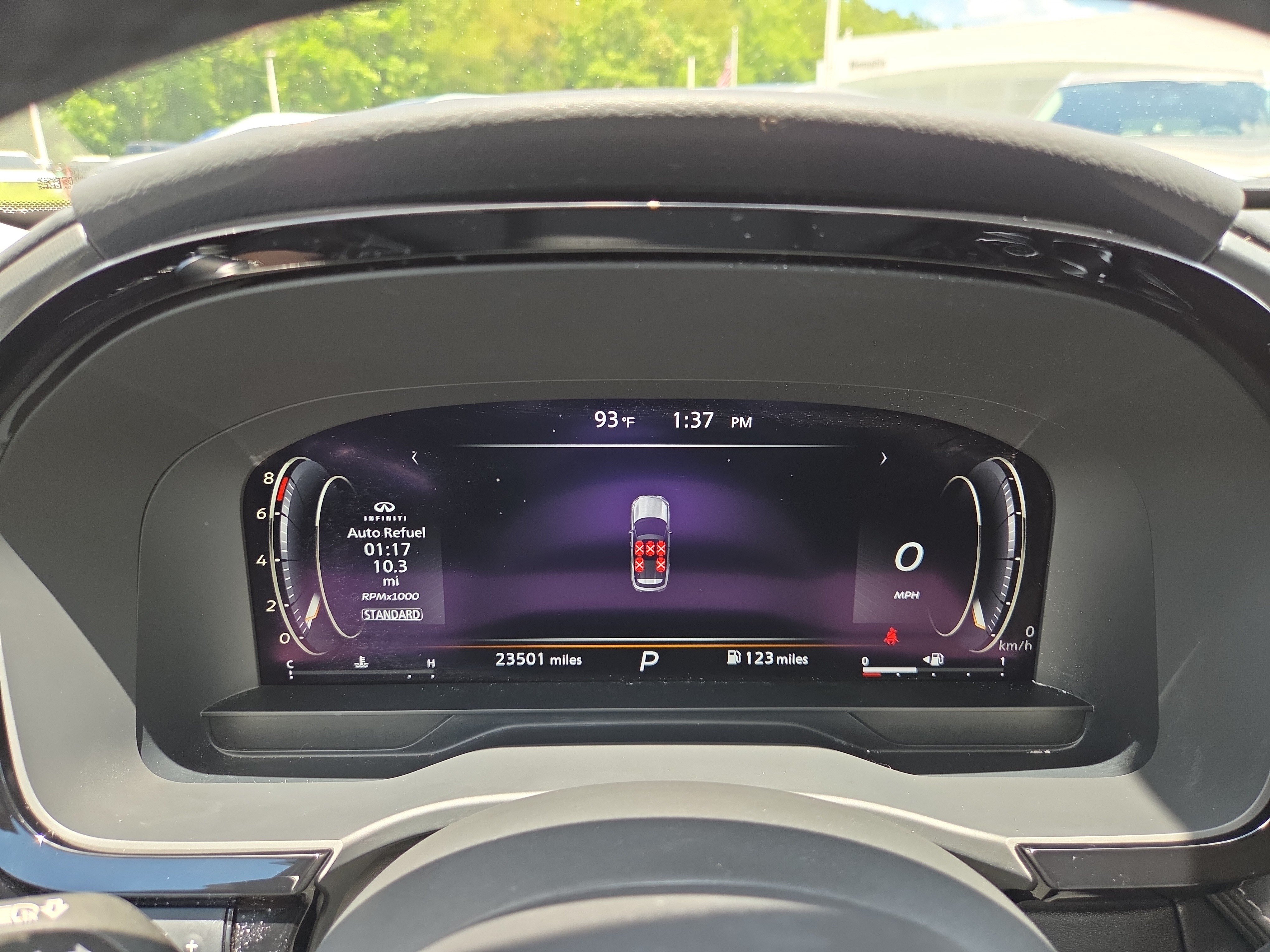 Used 2023 INFINITI QX60 Luxe w/ Performance Audio Package FWD image 13