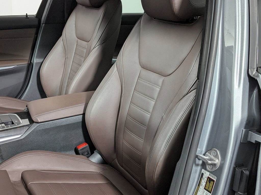 Certified 2023 BMW 330i xDrive Sedan w/ Premium Package image 18