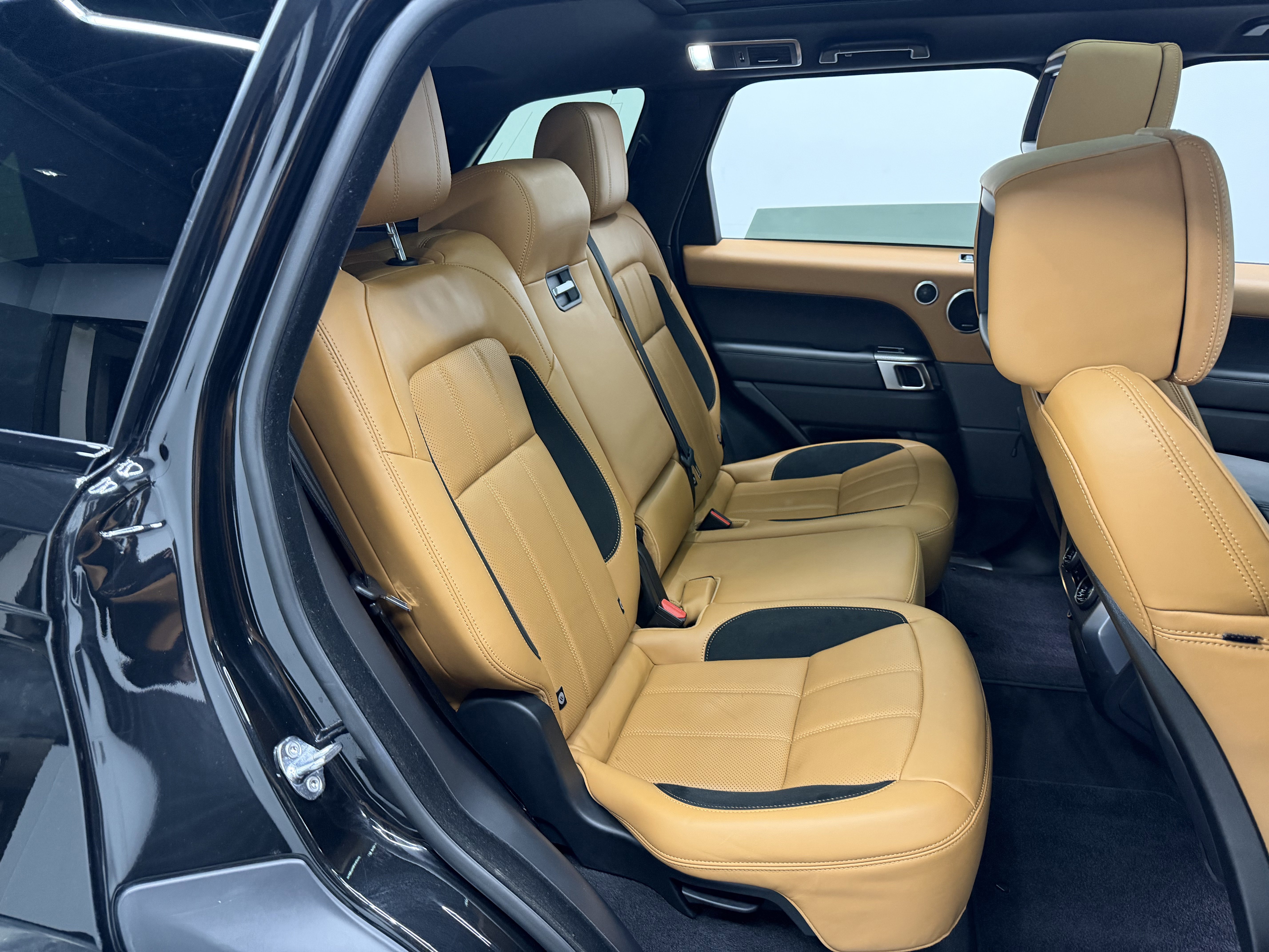 Used 2019 Land Rover Range Rover Sport Supercharged image 23