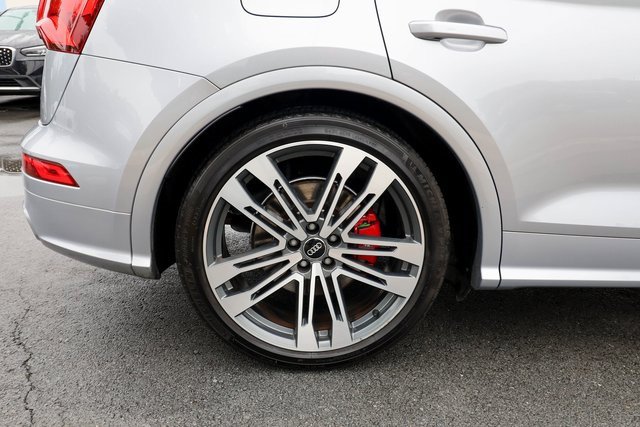Used 2018 Audi SQ5 Prestige w/ Prestige Package image 29