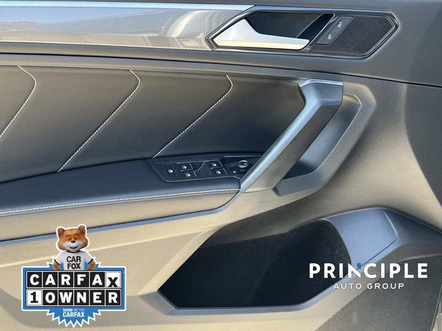 Certified 2022 Volkswagen Tiguan SE R-Line image 12