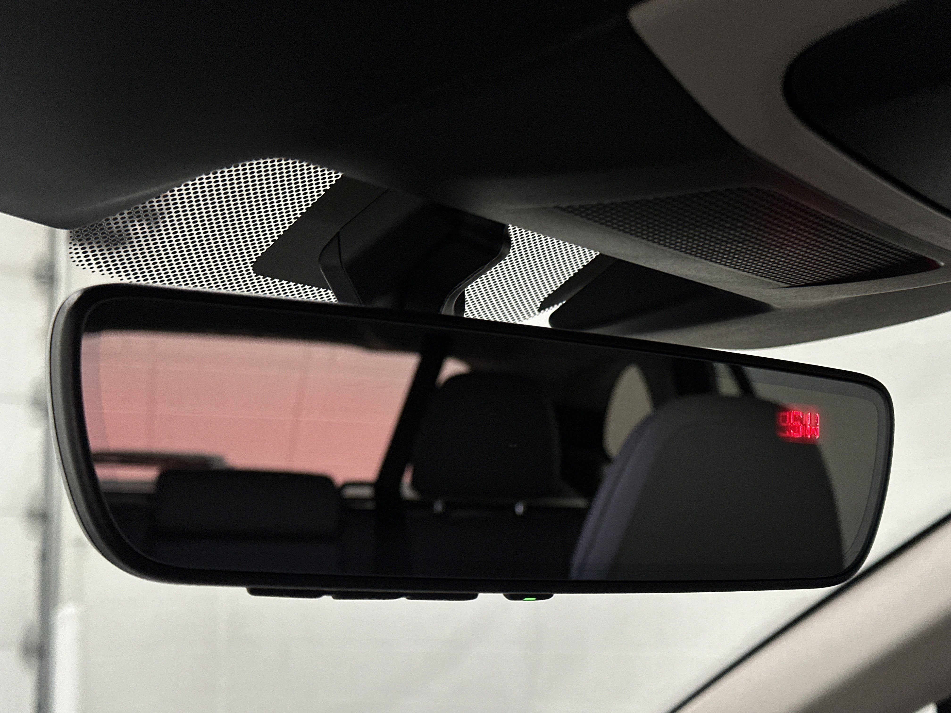 Used 2024 Subaru Outback Limited image 36