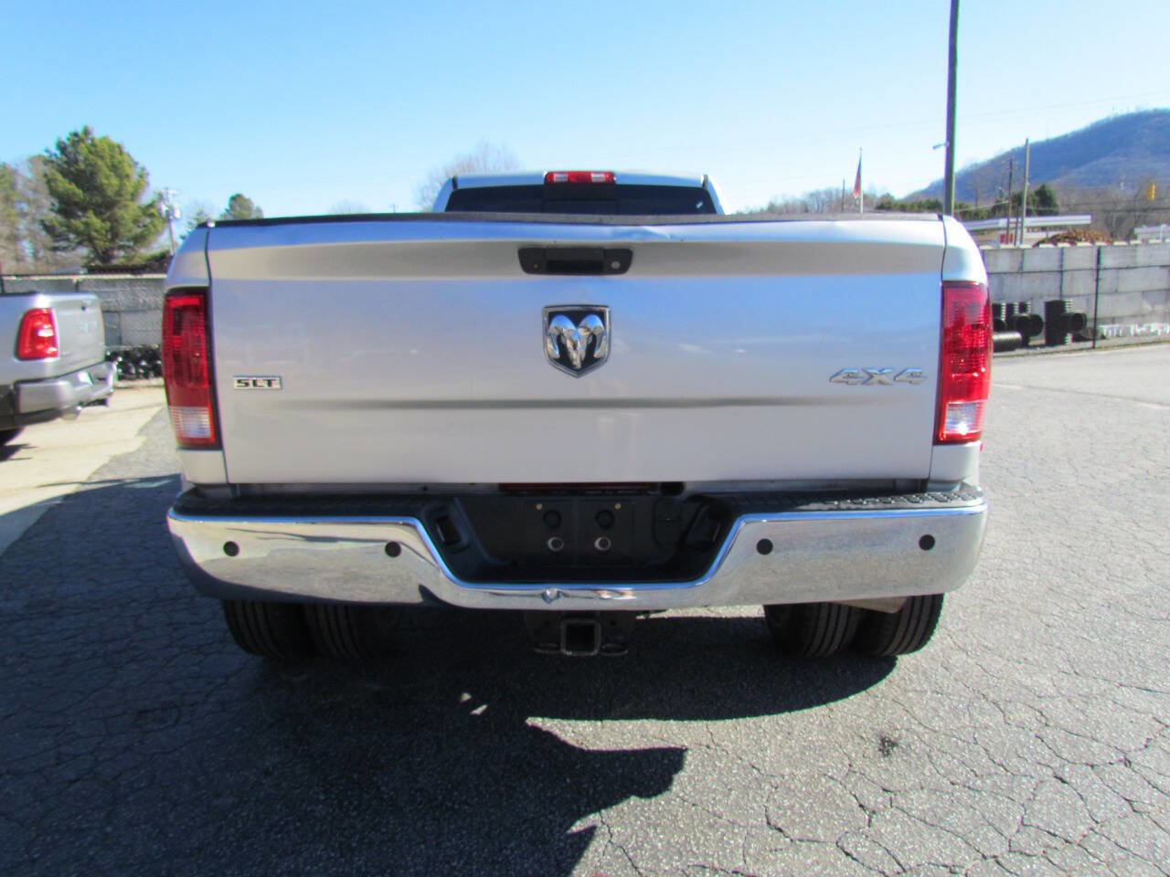 Used 2018 RAM 3500 SLT image 6