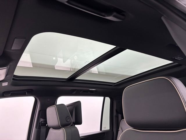 New 2026 GMC Yukon XL Elevation image 5