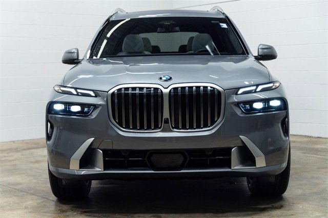 Certified 2025 BMW X7 xDrive40i image 6