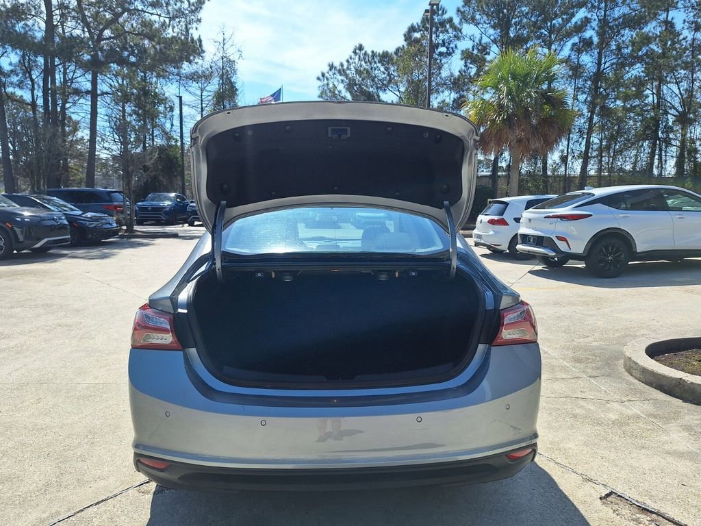 Used 2024 Chevrolet Malibu LT image 26