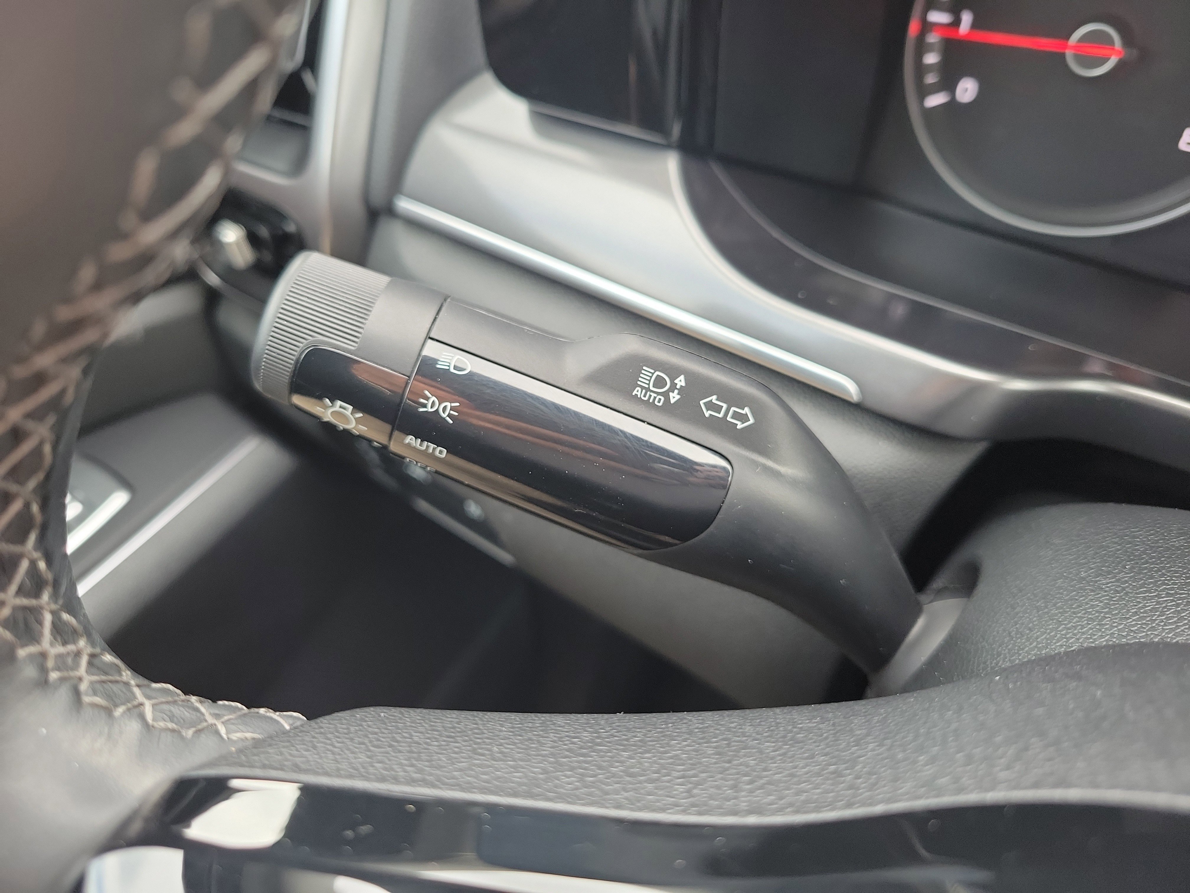 Certified 2023 Kia Sorento S FWD image 29