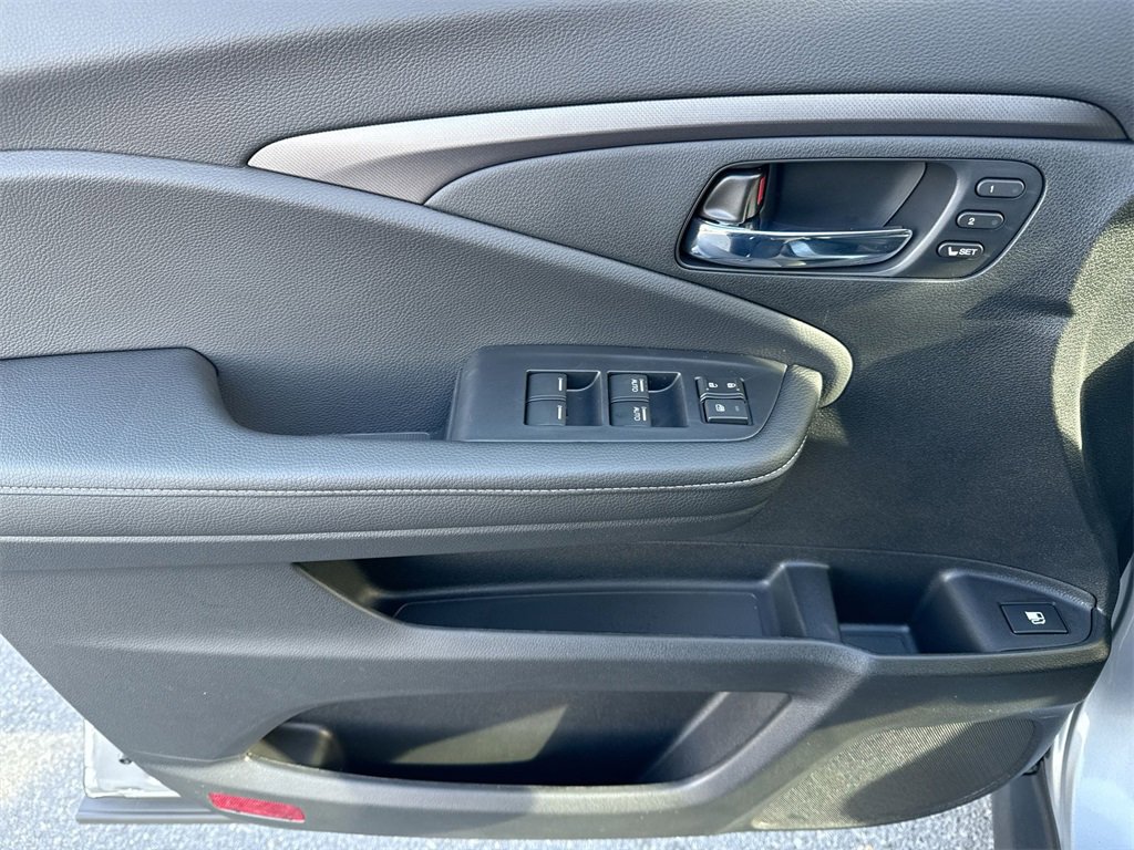 New 2026 Honda Ridgeline RTL image 15