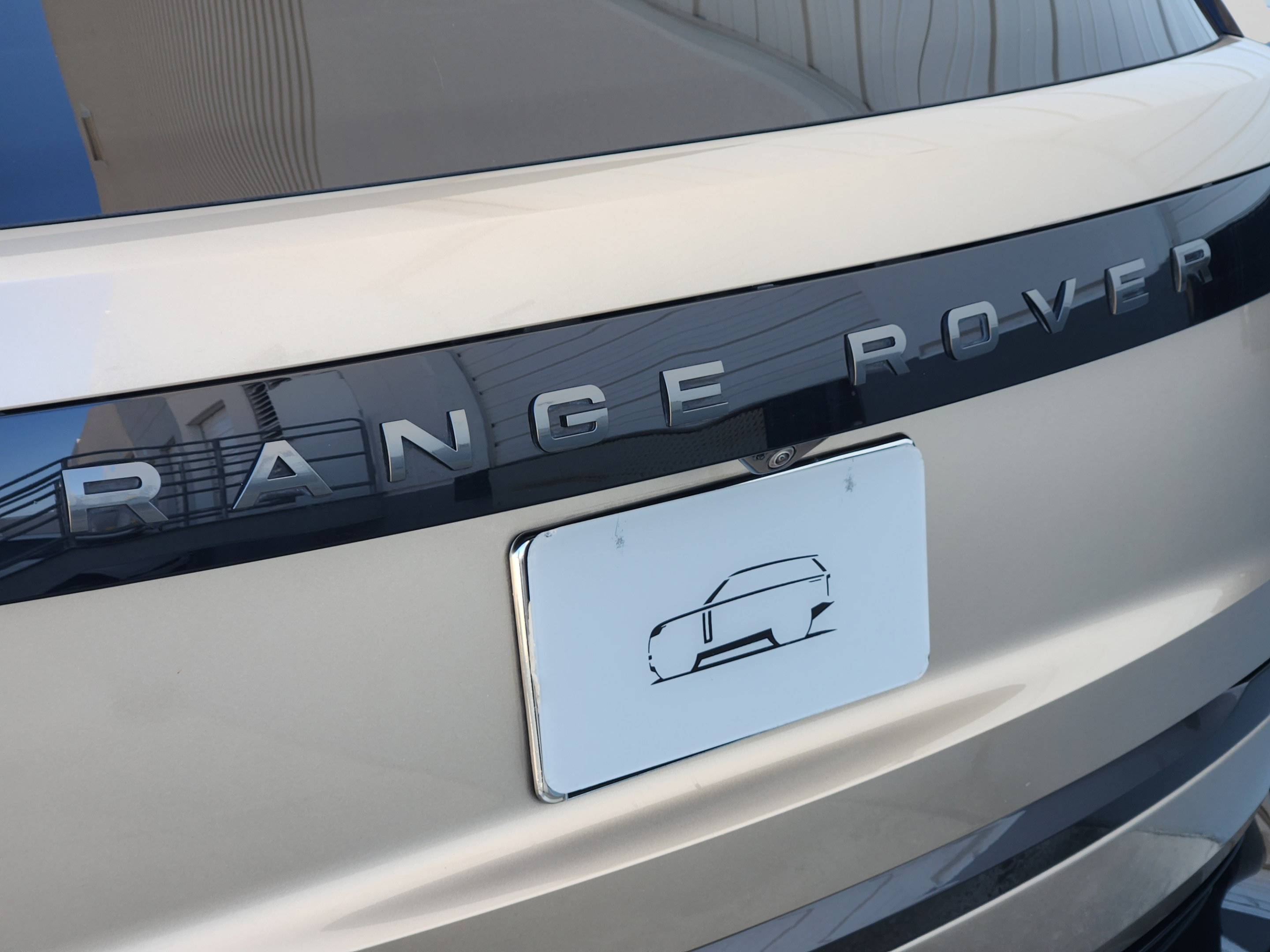 Certified 2025 Land Rover Range Rover Long Wheelbase Autobiography AWD/4WD image 34