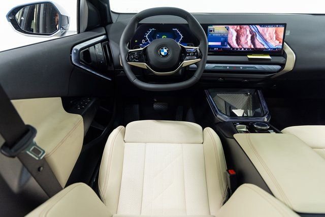 Certified 2025 BMW X3 xDrive30i image 3