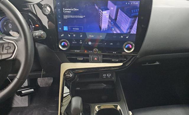 Used 2022 Lexus NX 350h AWD image 8
