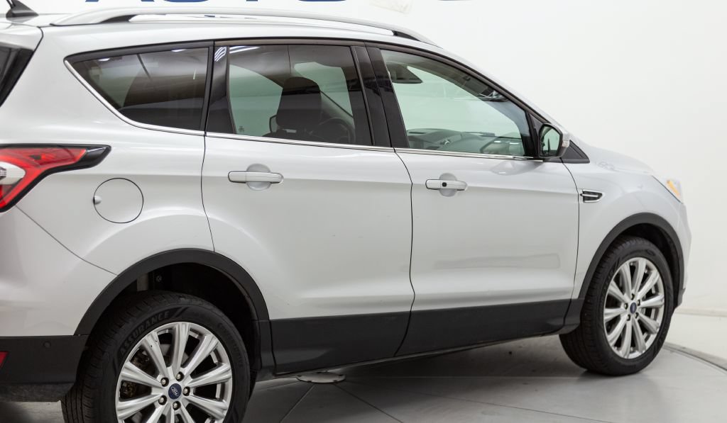 Used 2018 Ford Escape Titanium w/ Ford Safe & Smart Package AWD/4WD image 16