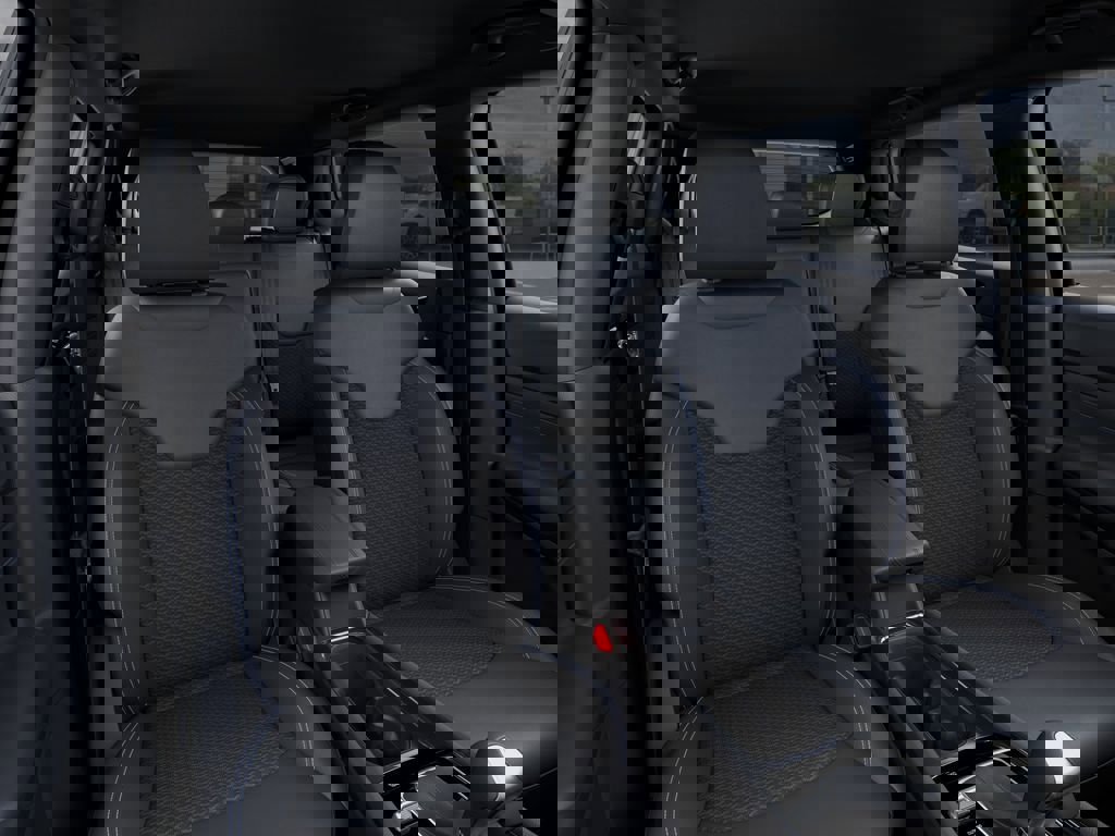 New 2026 Jeep Compass Latitude image 16