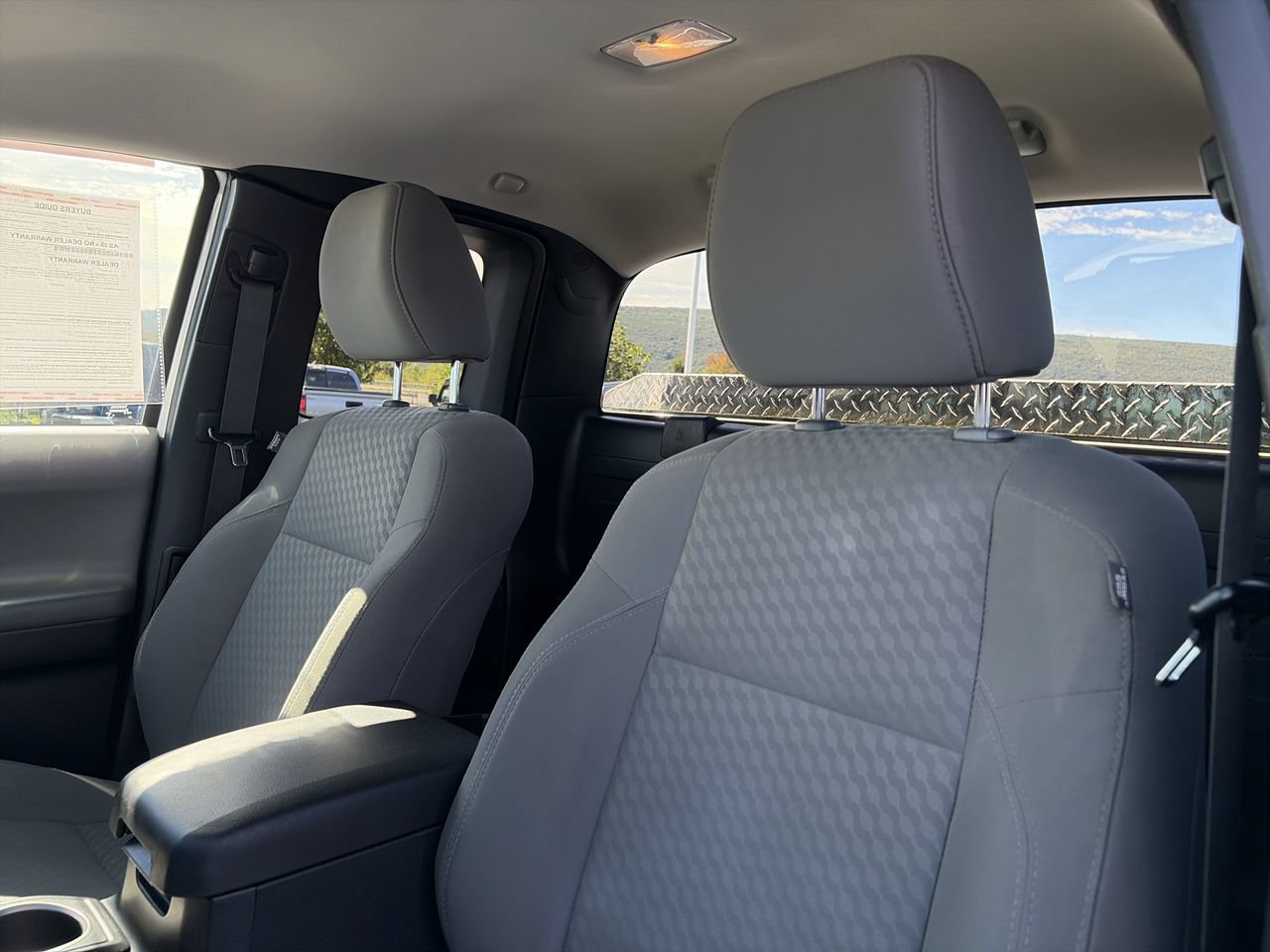 Used 2020 Toyota Tacoma SR AWD/4WD image 21