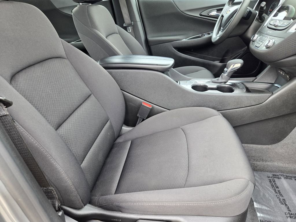 Used 2024 Chevrolet Malibu LT FWD image 9