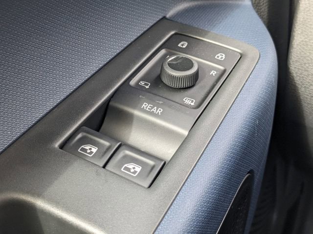 New 2025 Volkswagen ID. Buzz 1st Edition RWD image 25
