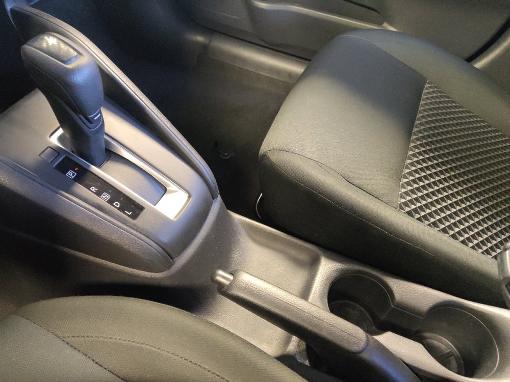 Used 2022 Nissan Versa S FWD image 26