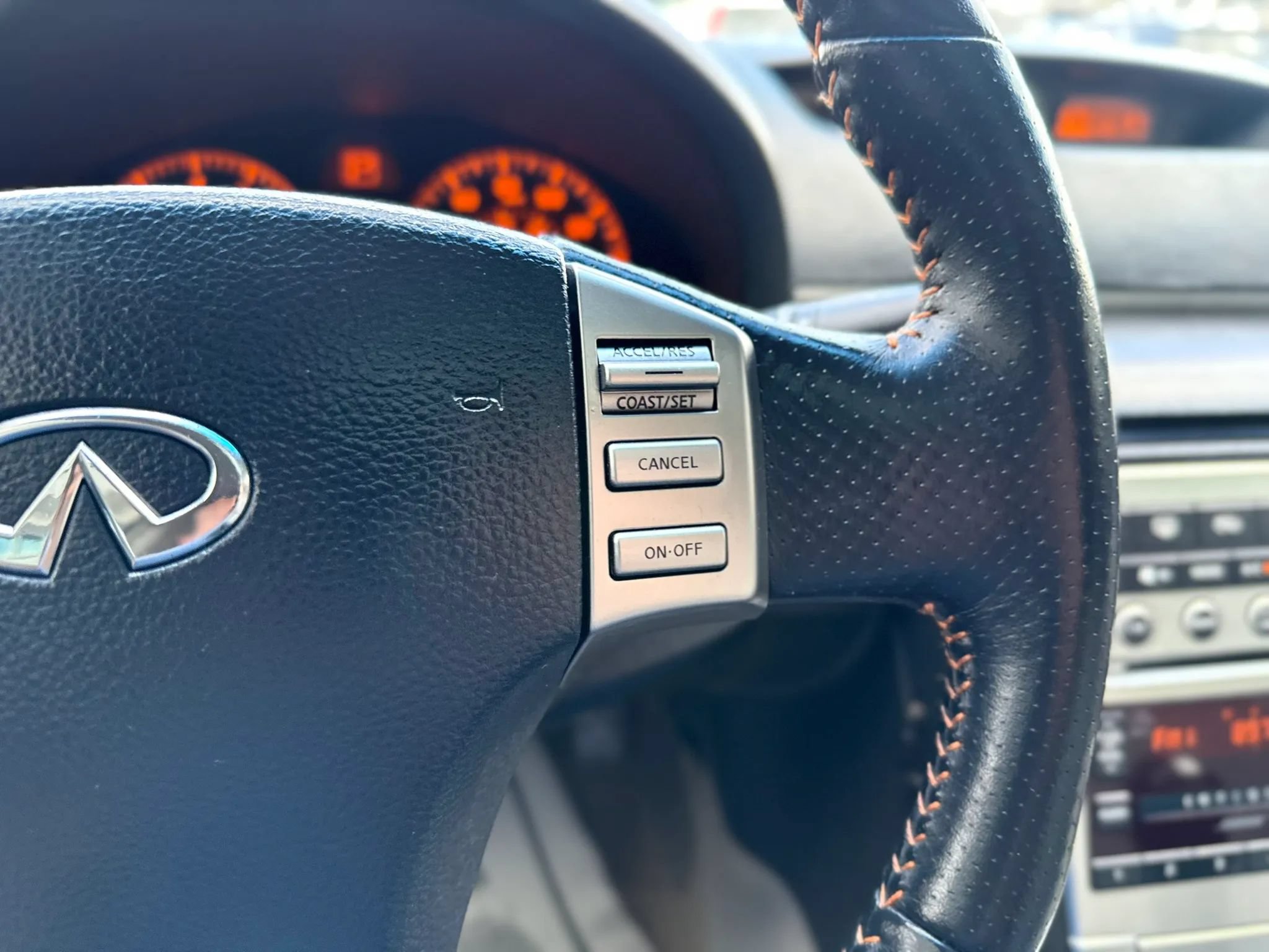 Used 2007 INFINITI G35 Coupe w/ Premium Pkg RWD image 14
