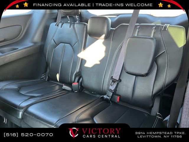 Used 2024 Chrysler Pacifica Select image 19