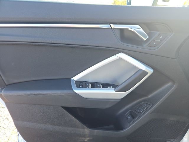 Used 2022 Audi Q3 2.0T Premium image 35