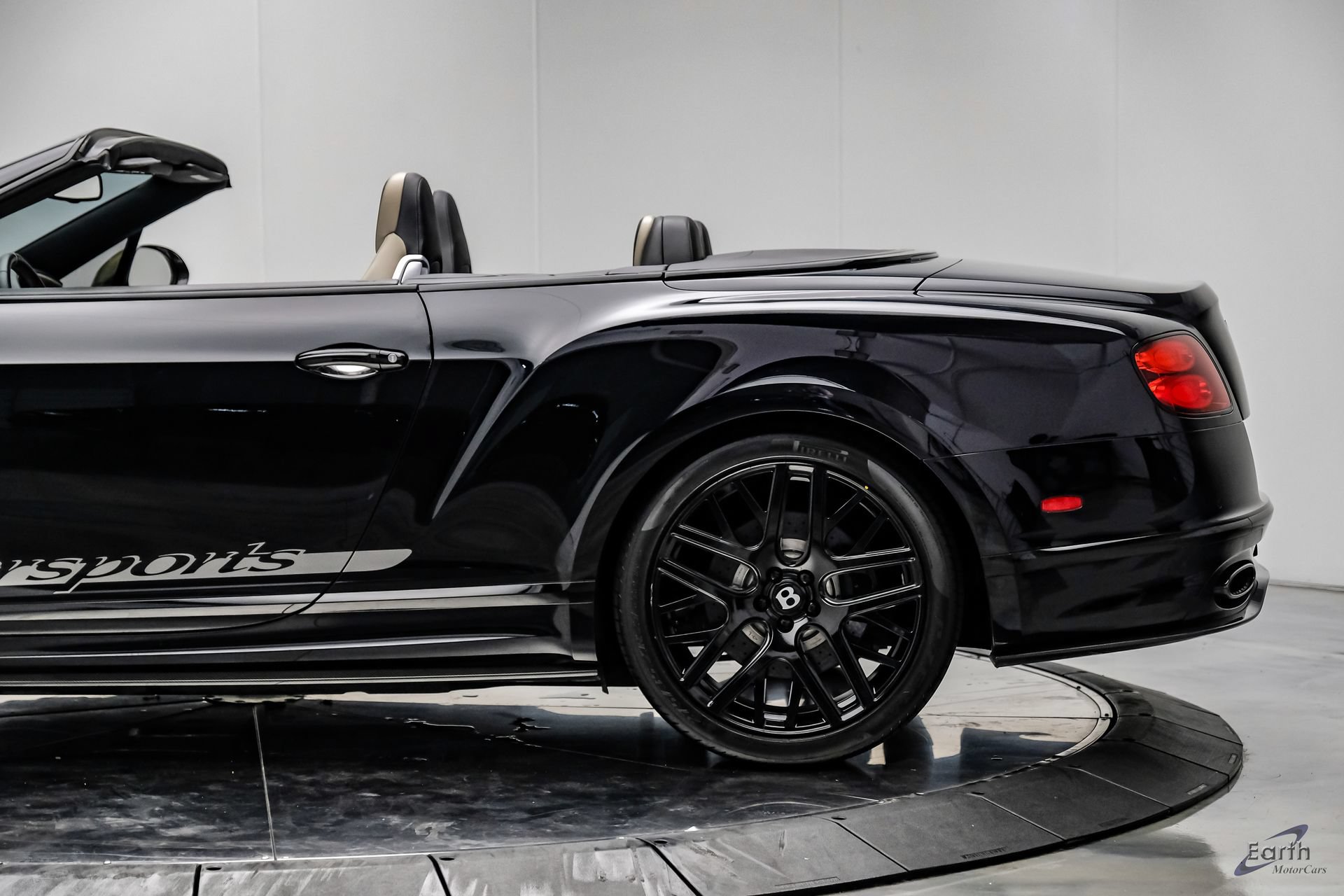 Used 2018 Bentley Continental GT Supersports AWD/4WD image 12