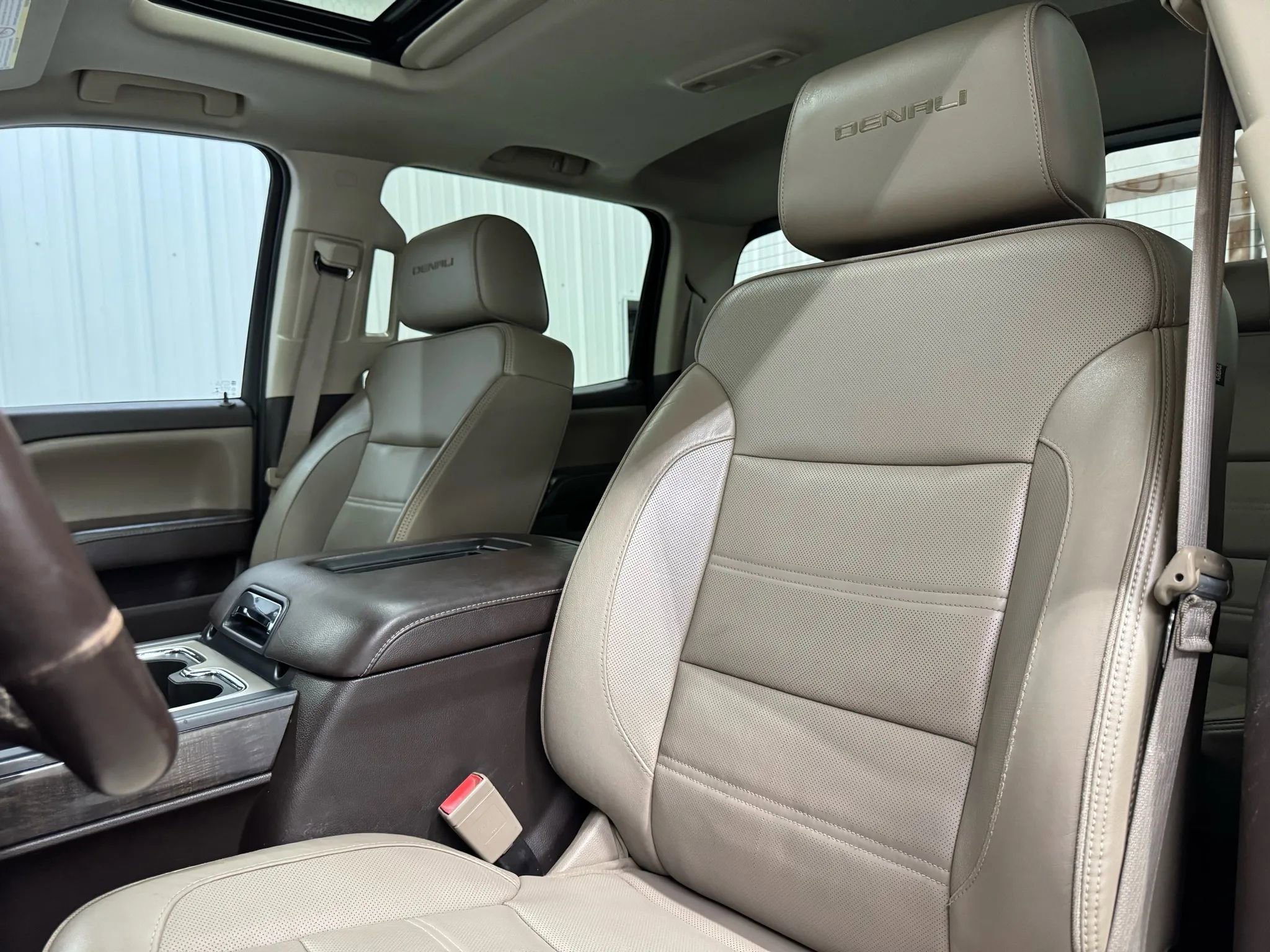 Used 2016 GMC Sierra 2500 Denali w/ Driver Alert Package image 12