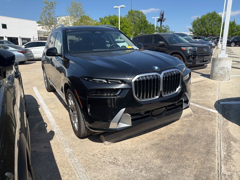 Used 2025 BMW X7 xDrive40i w/ Climate Comfort Package